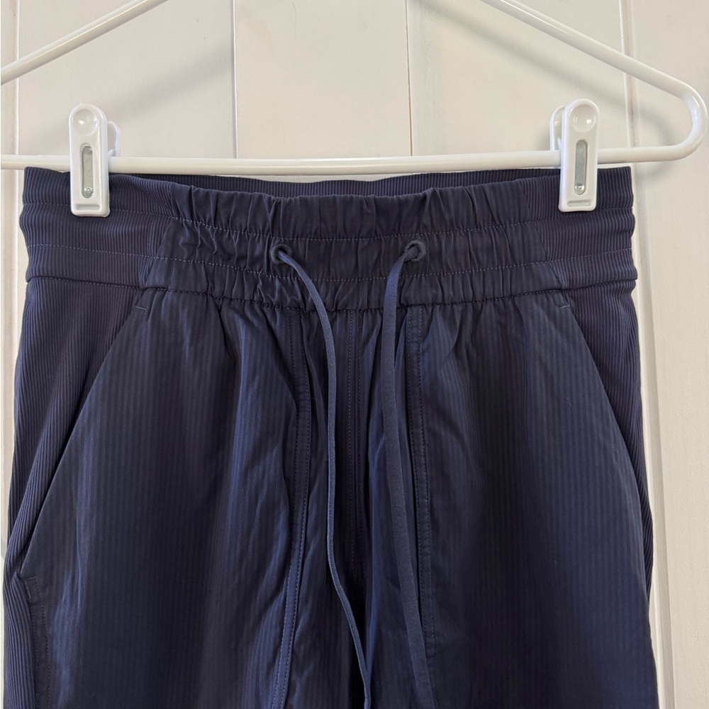 Lululemon Dance Studio Mid-Rise Jogger *7/8 Length in True Navy - Picture 6 of 7